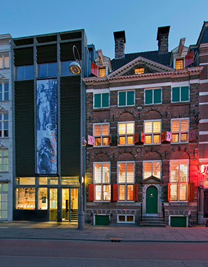 rembrandthuis-amsterdam-nacht